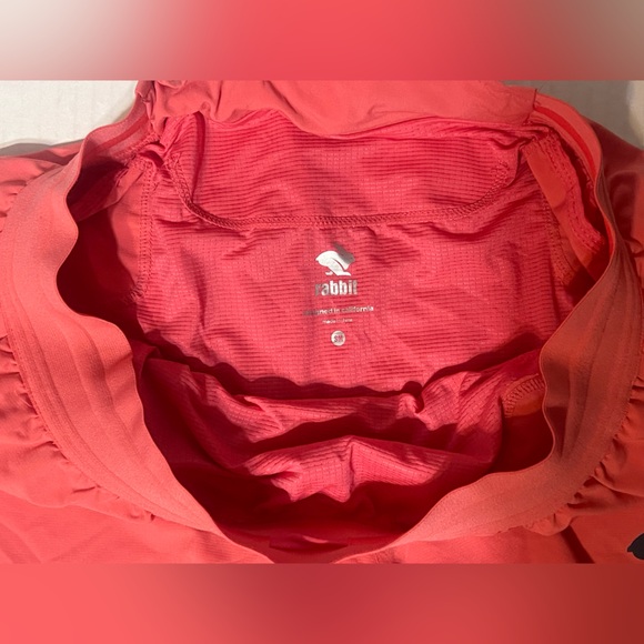 Rabbit Fuel ‘n Fly 4 inch Shorts - Women’s S - Coral Paradise - EUC - Picture 3 of 4